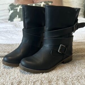 Women’s Black Leather Buckle Boots